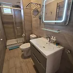 Panoramic Saeview - Pool & Apartament