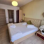 Panoramic Saeview - Pool & Apartament *