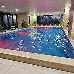 Panoramic Saeview - Pool & Apartament Năvodari