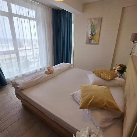 Panoramic Saeview - Pool & Apartment Navodari