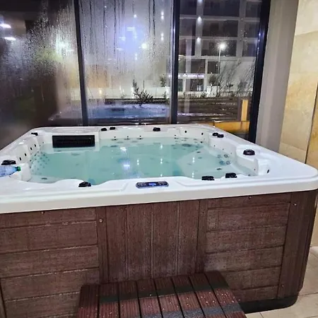 Apartamento Panoramic Saeview - Pool &
