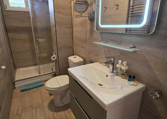 Panoramic Saeview - Pool & Apartment