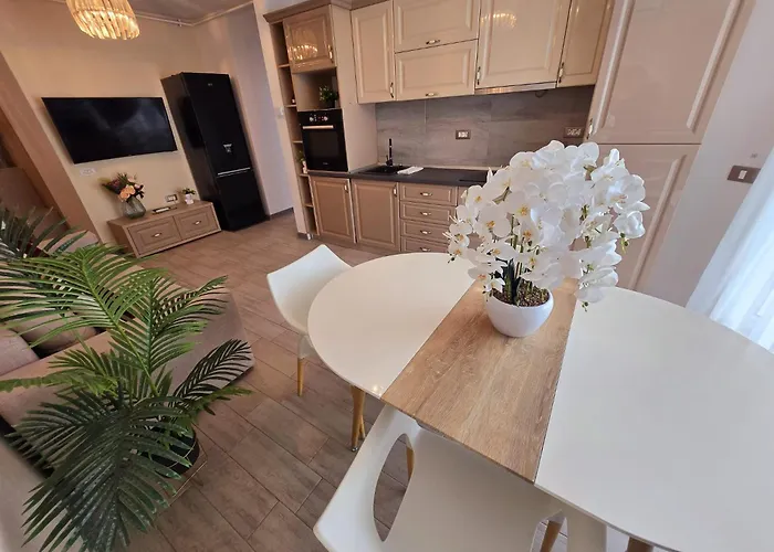 Panoramic Saeview - Pool & * Navodari