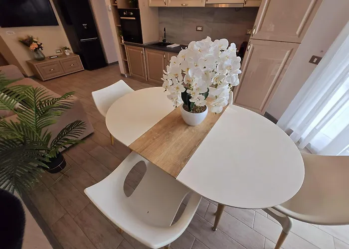 Panoramic Saeview - Pool & Navodari